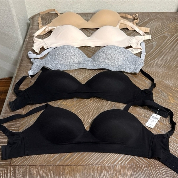 Soma Wireless Bra Bundle 32 DDD Includes 5 Bras - Picture 1 of 4